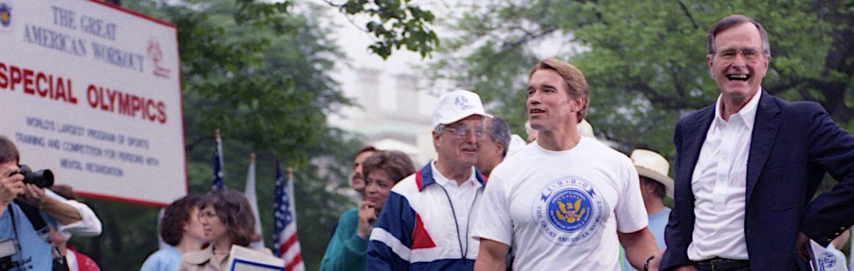 President George H.W. Bush and Arnold Schwarzenegger kick-off the Great American Workout month on the South Lawn of the White House, May 1, 1990